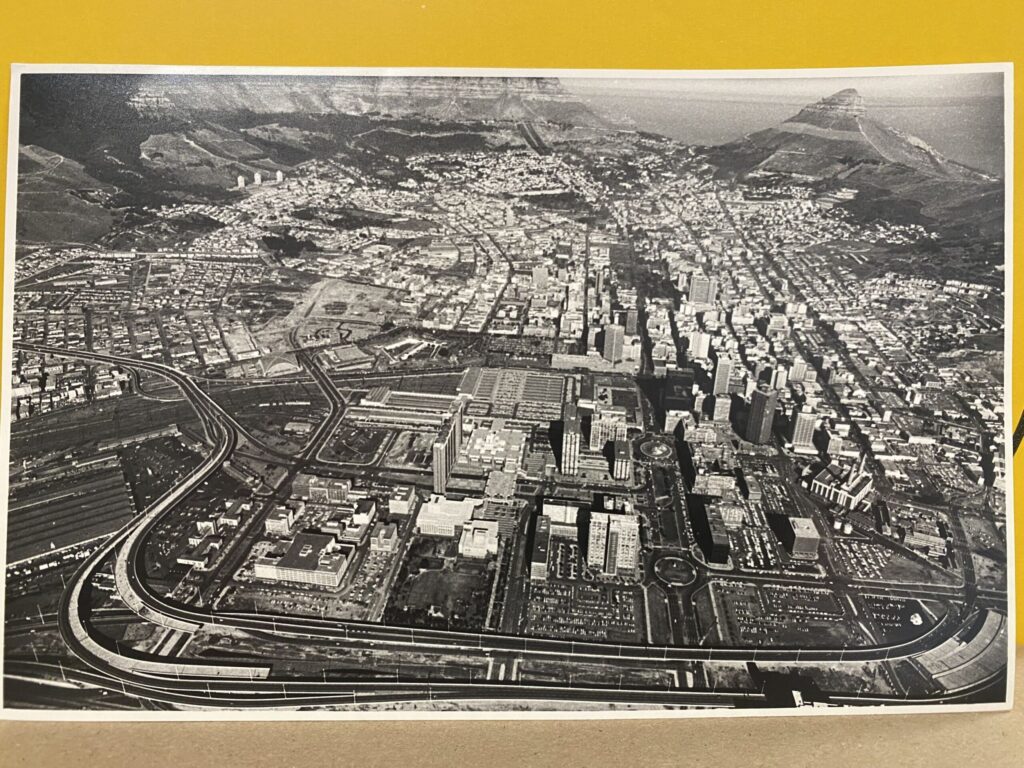 Mayor unveils vision