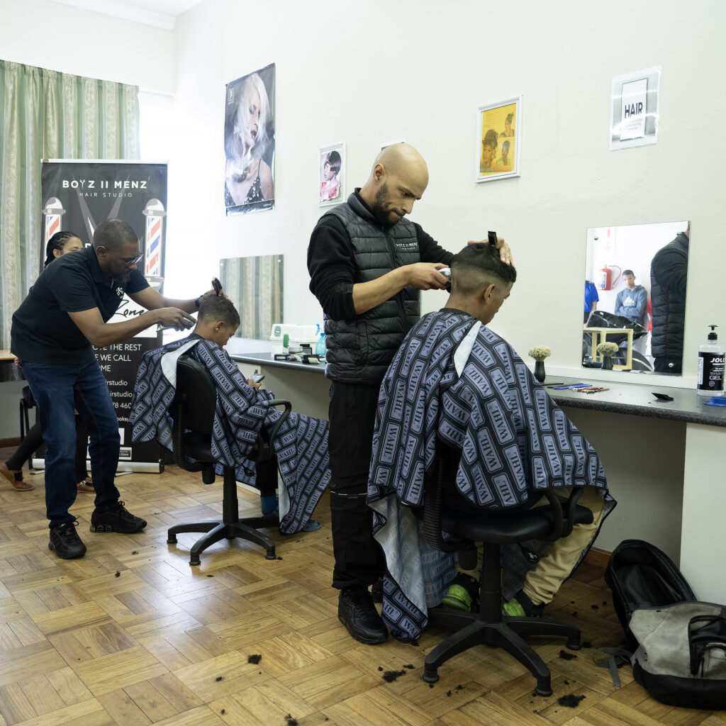 child_gangs_Barbers Zaid Thebus and Mogamat Noordien provided free haircuts